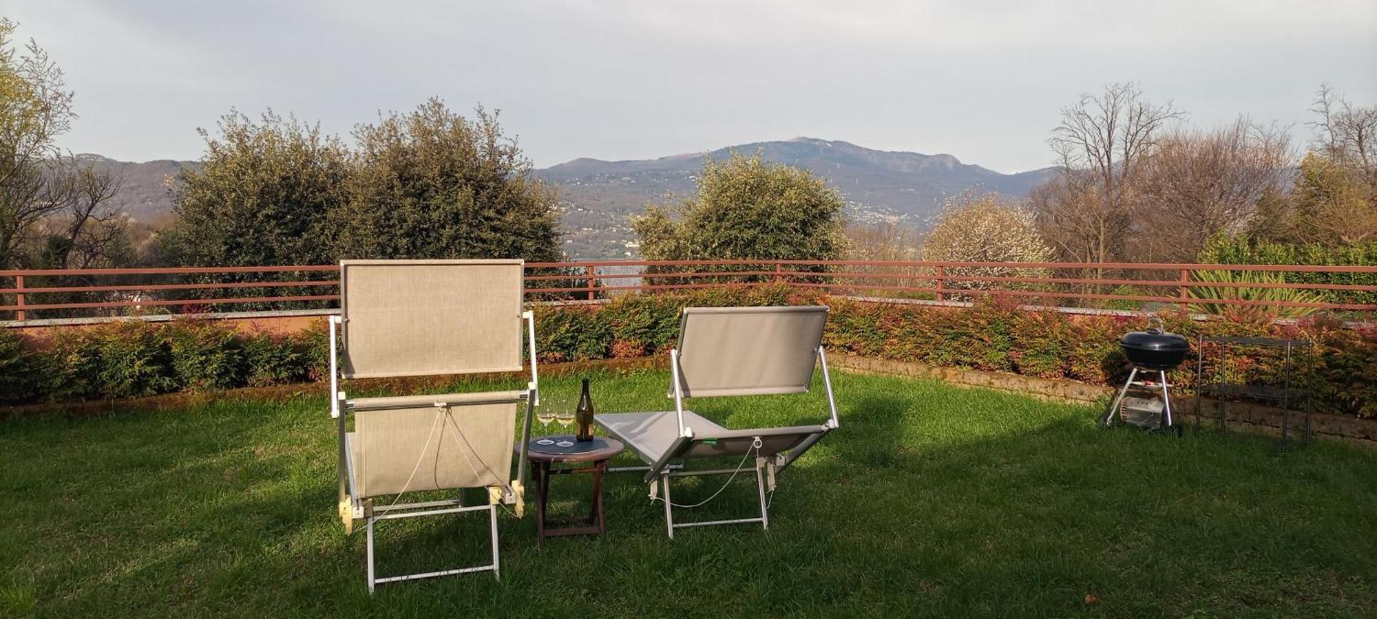 Mirasole Holiday House Leggiuno 外观 照片
